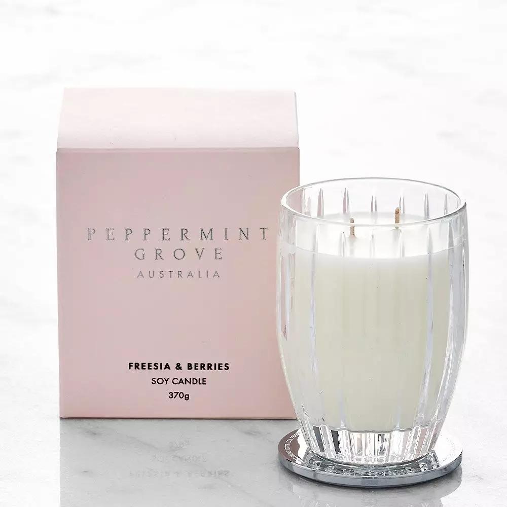 Candles & Scents | Freesia & Berries Candle White Candles & Scents Candles & Scents