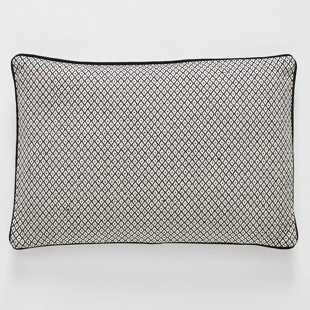 Cushions | Molli Cushion 40X60 White & Black Cushions Cushions